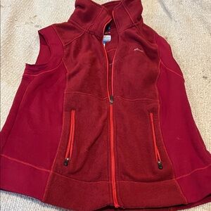 ColumbiaRed Fleece Vest